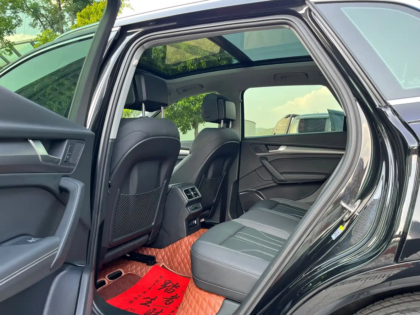 Audi Q5L 2022 40T Luxury Dynamic фото 5