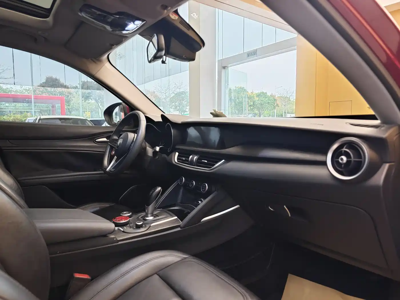 Alfa Romeo Stelvio 2019 2017 2.0T 200HP Elite