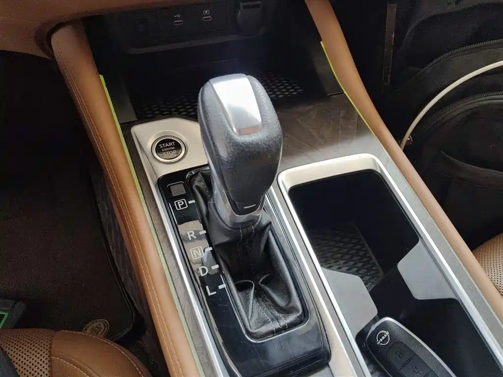 Photo 14 - Nissan Teana