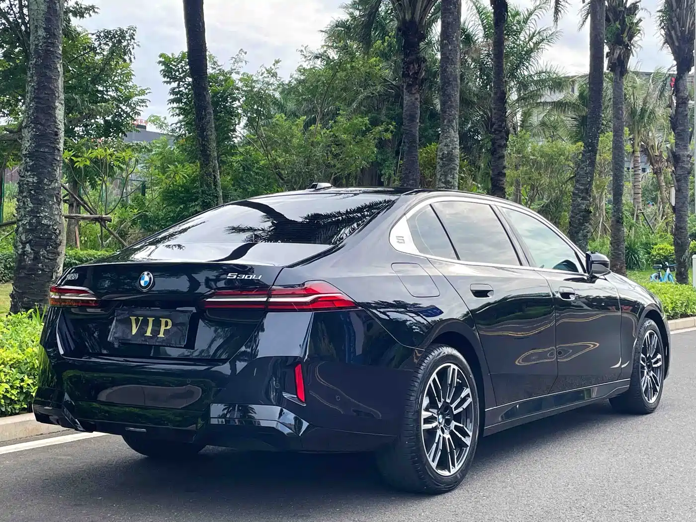 BMW 5 Series, миниатюра 7