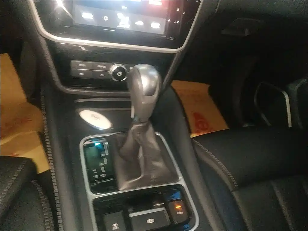 BYD Song MAX 2017 1.5T Auto Smart Elite 7-Seater фото 14