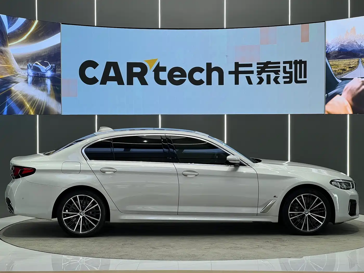 BMW 5 Series 2021 530Li Leading M Sport Package фото 15