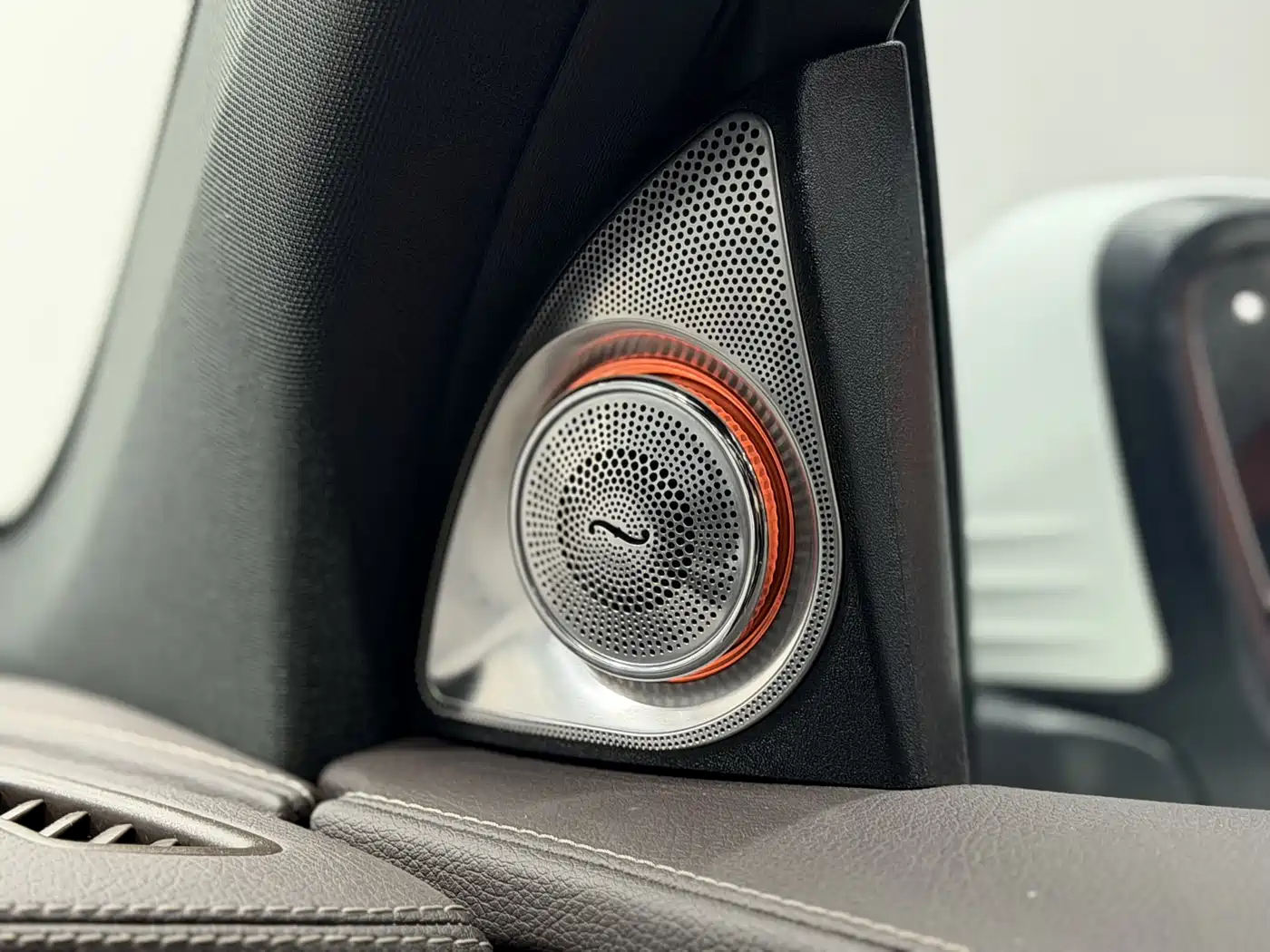 Mercedes-Benz GLC 2021 GLC 260 L 4MATIC Luxury фото 13