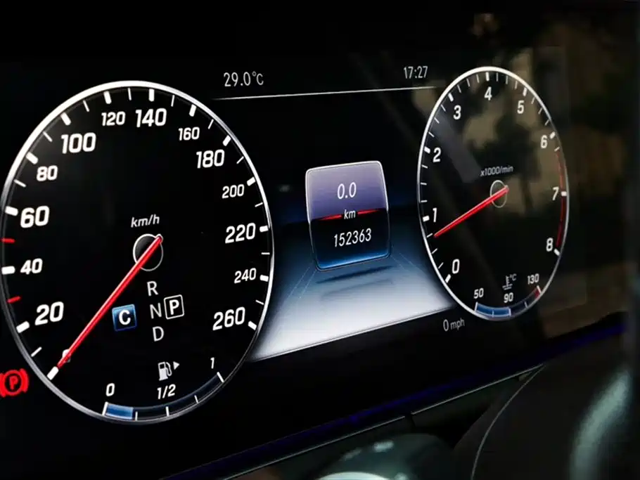 Mercedes-Benz E-Class 2017 Model E 320 L 4MATIC фото 12
