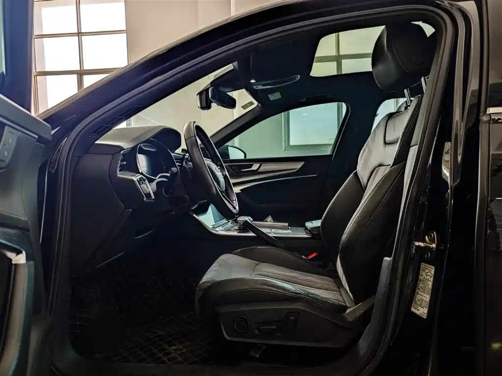 Audi A6L 2019 45 TFSI Premium Dynamic фото 20