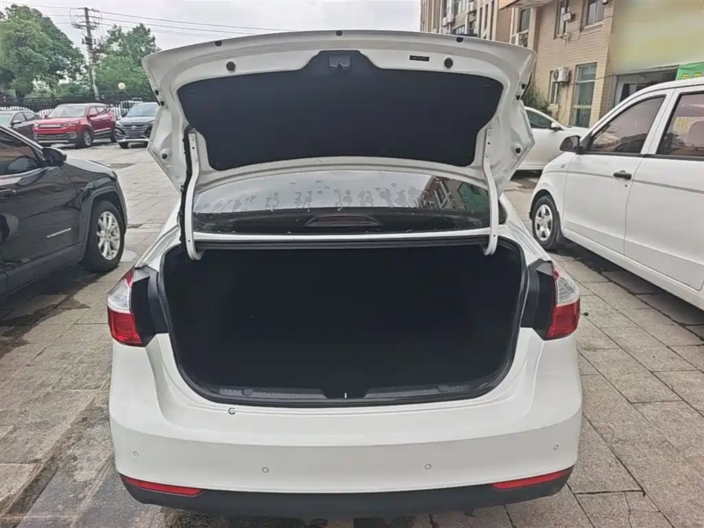 Kia K3 2016 1.6L Automatic GLS фото 19