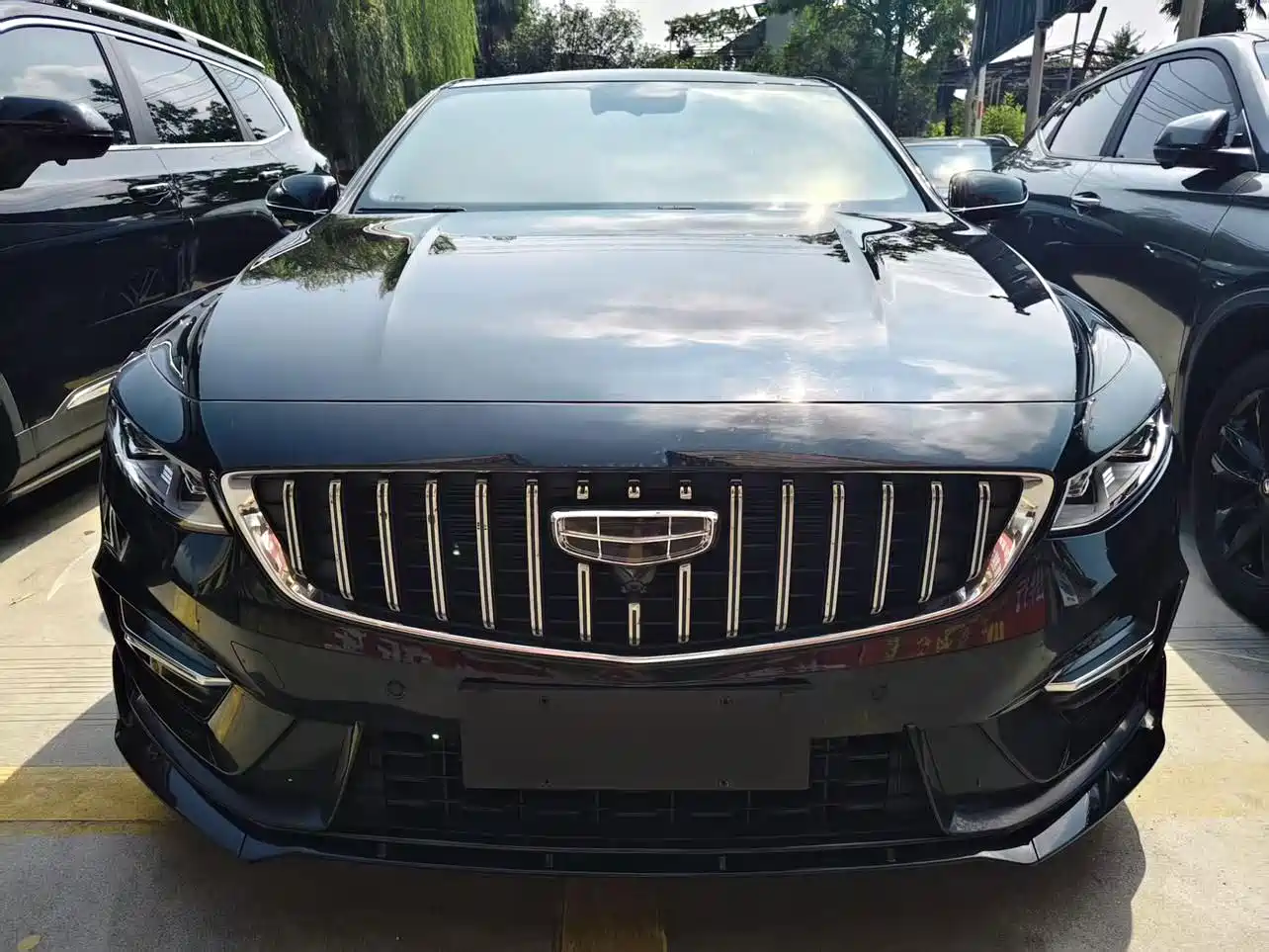 Фото 2 - Geely Preface