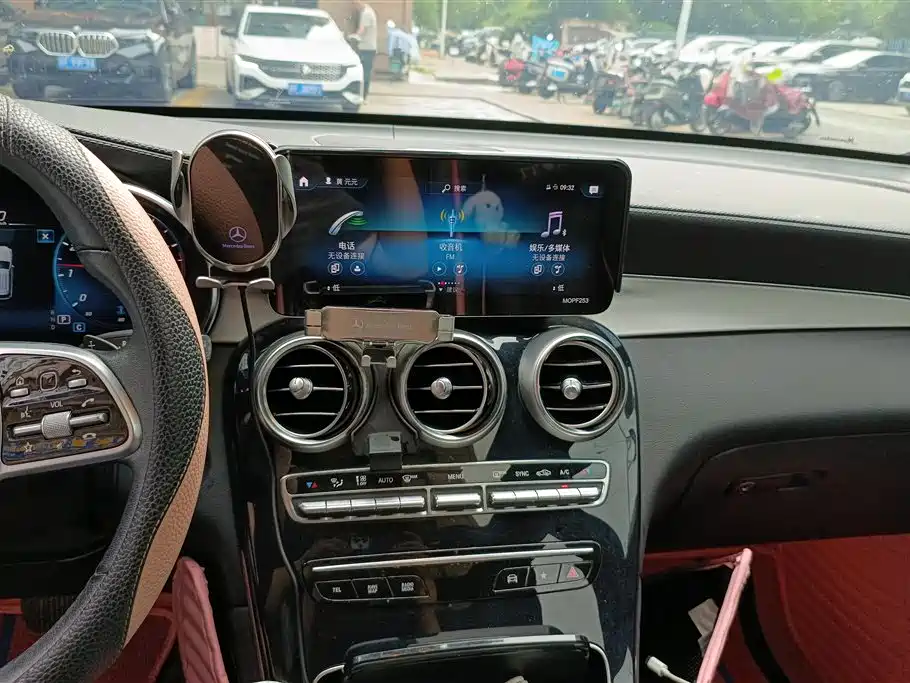 Mercedes-Benz GLC 2020 GLC 260 L 4MATIC Dynamic фото 13