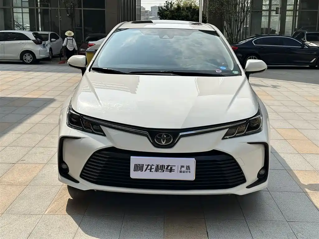 Toyota Corolla 2021 1.2T S-CVT Elite Edition фото 3