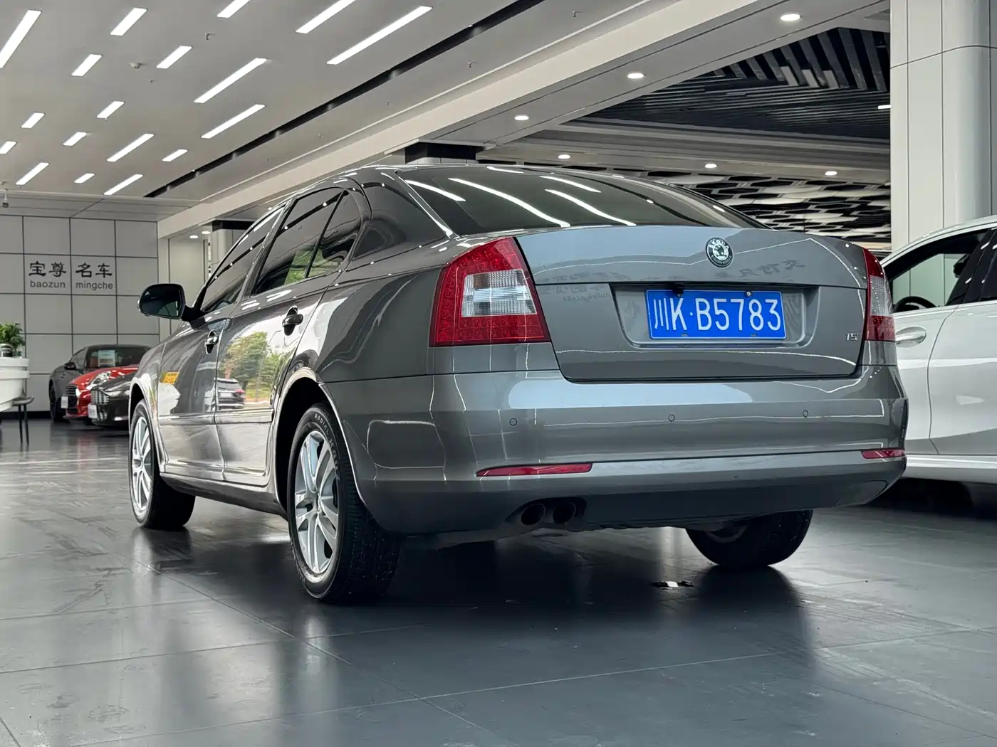 Škoda Octavia 2013 1.4TSI DSG Prestige Edition фото 6