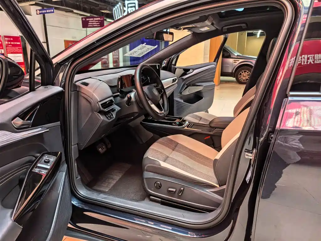 VOLKSWAGEN ID.4 CROZZ