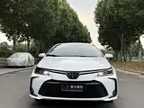 Фото 2 - Toyota Corolla