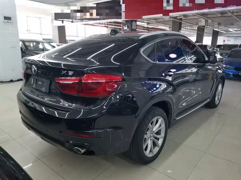BMW X6 2018 xDrive28i фото 12