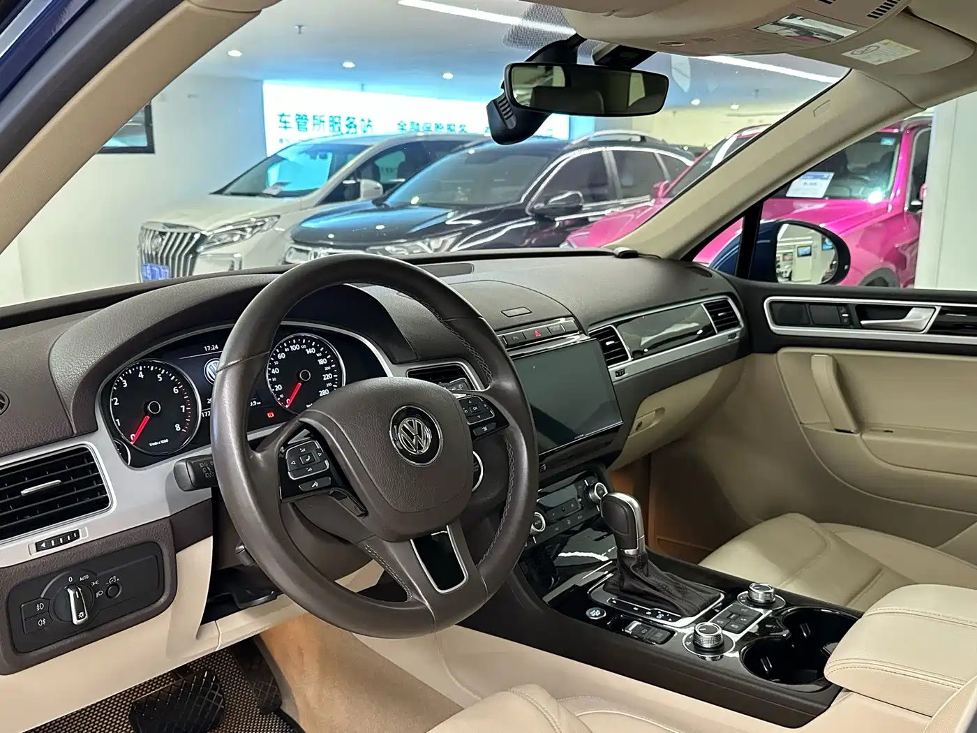 Volkswagen Touareg 2017 2017 3.0TSI 15th Anniversary Edition