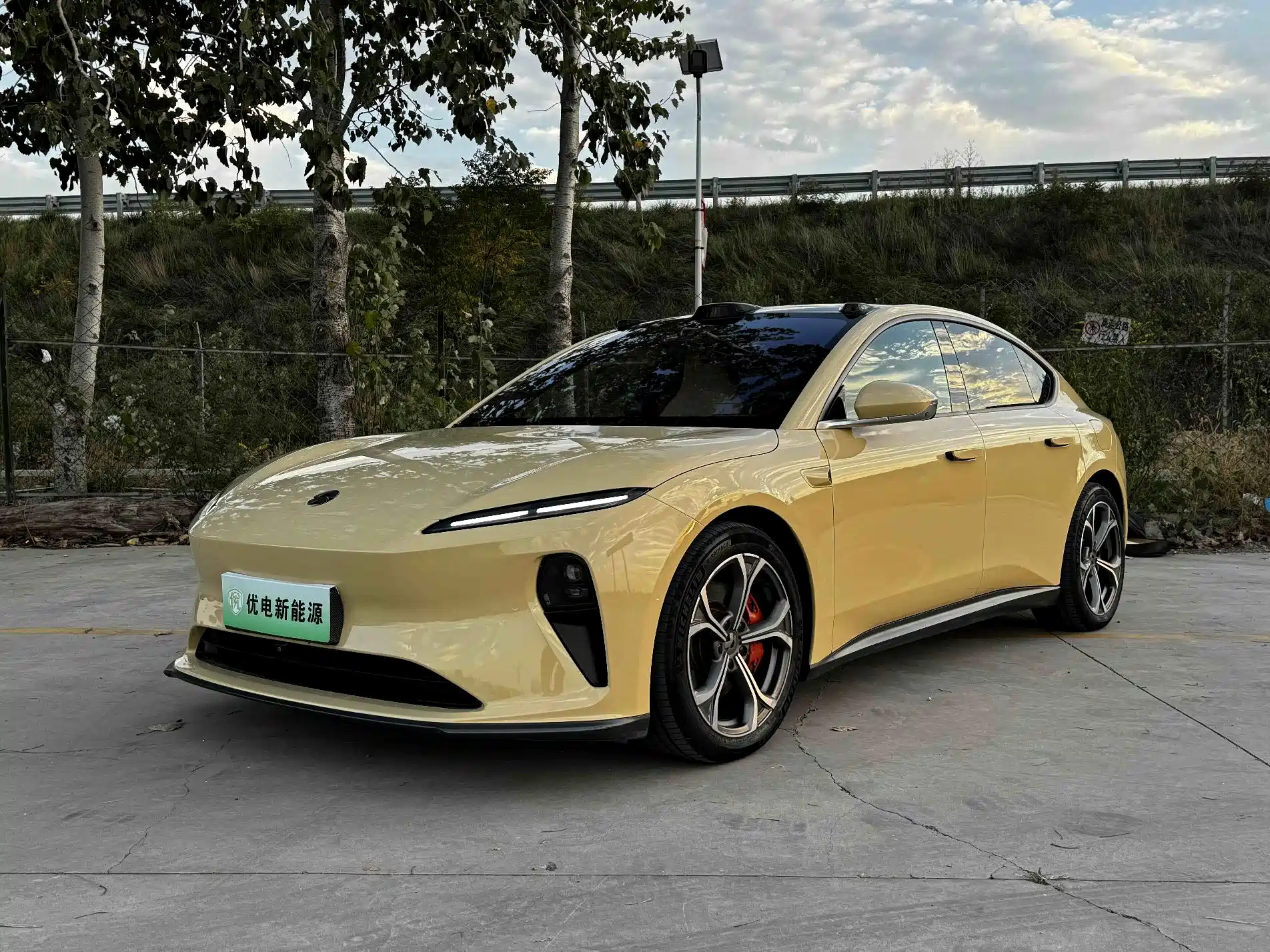 Фото 1 - NIO ET5
