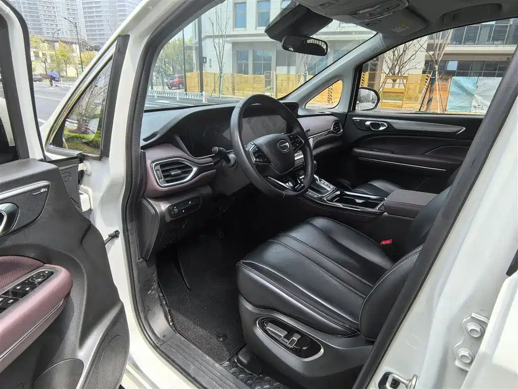 GAC Trumpchi Trumpchi M6 2023 PRO 270T DCT Luxury Edition фото 17