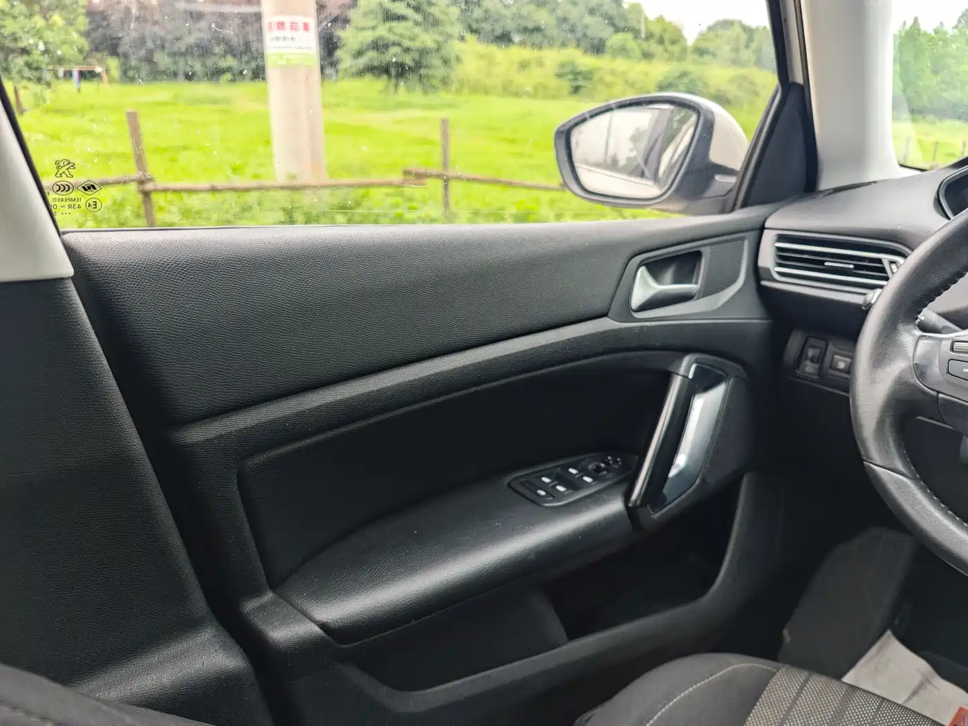Peugeot 308S 2015 1.2T Auto Dynamic Edition фото 16