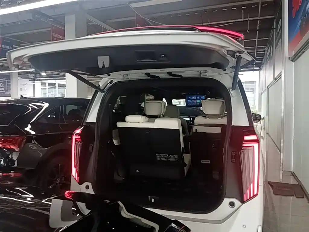 GAC Trumpchi Trumpchi M8 2023 Model Master Series 400T Flagship Edition фото 19