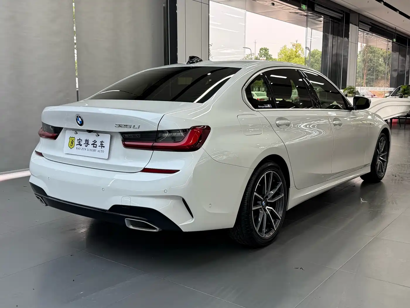 BMW 3 Series 2022 Facelift 325Li M Sport Package фото 4