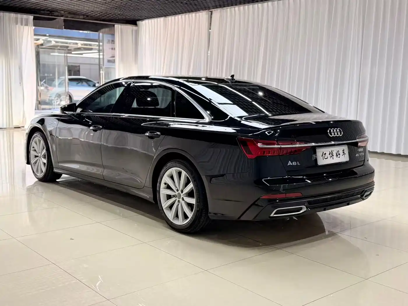 Audi A6L 2021 45 TFSI Exclusive Sport фото 7