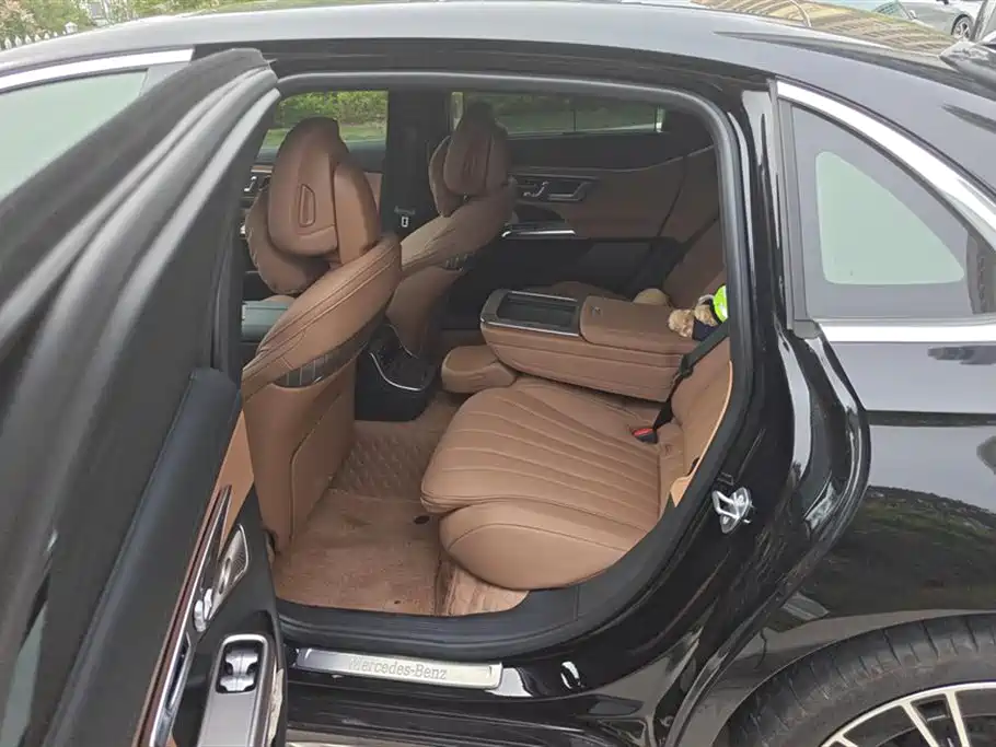 Mercedes-Benz E-Class 2025 E 300 L Premium фото 11