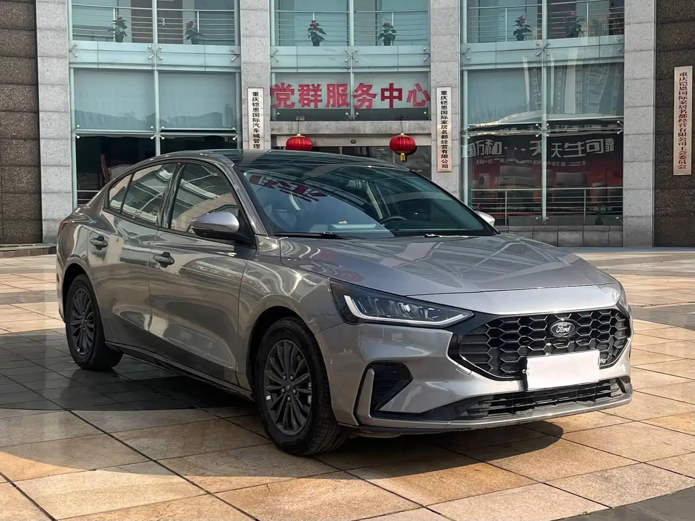 FORD FOX