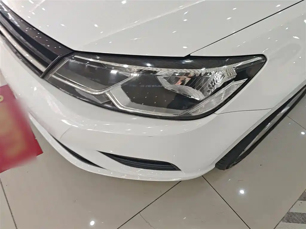 Volkswagen Lamando 2017 230TSI DSG Trend Edition фото 24