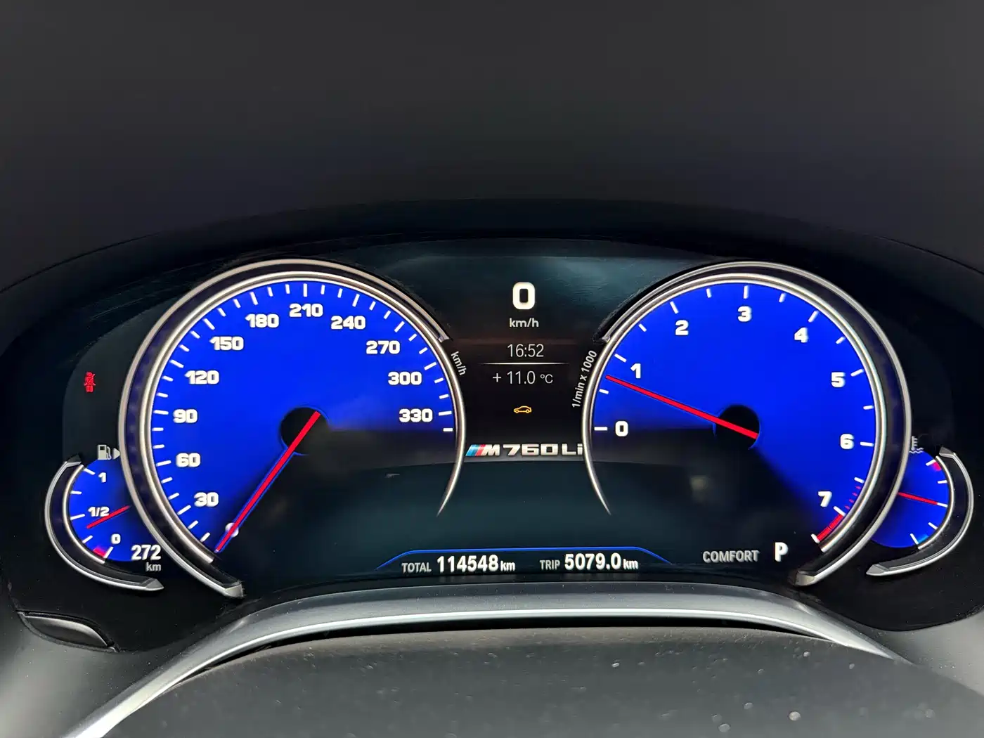 BMW 7 Series 2016 730Li Leading фото 42