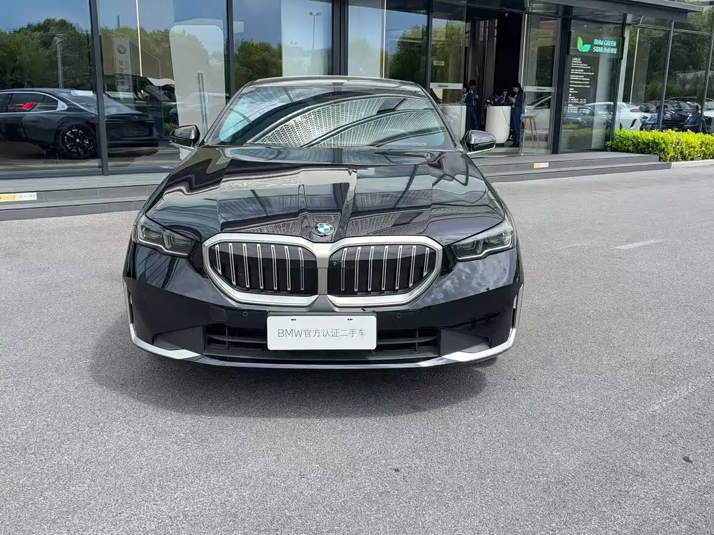 BMW 5 Series 2024 530Li Leading Model Luxury Package фото 12