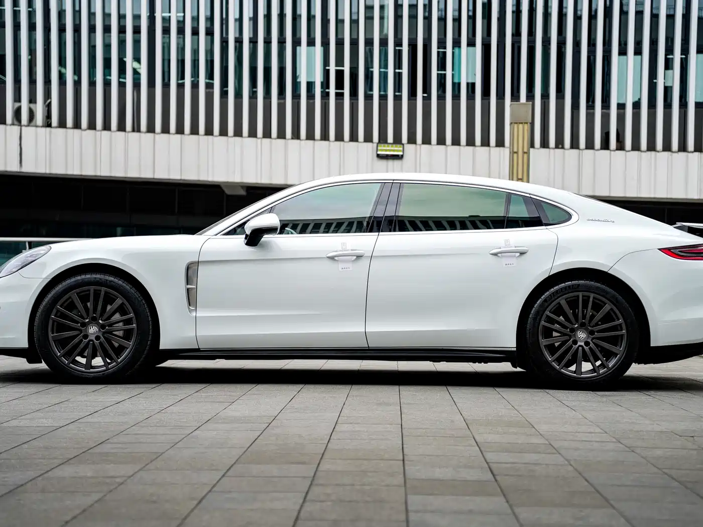 Porsche Panamera 2017 Panamera 4S Executive Long Wheelbase 2.9T фото 4
