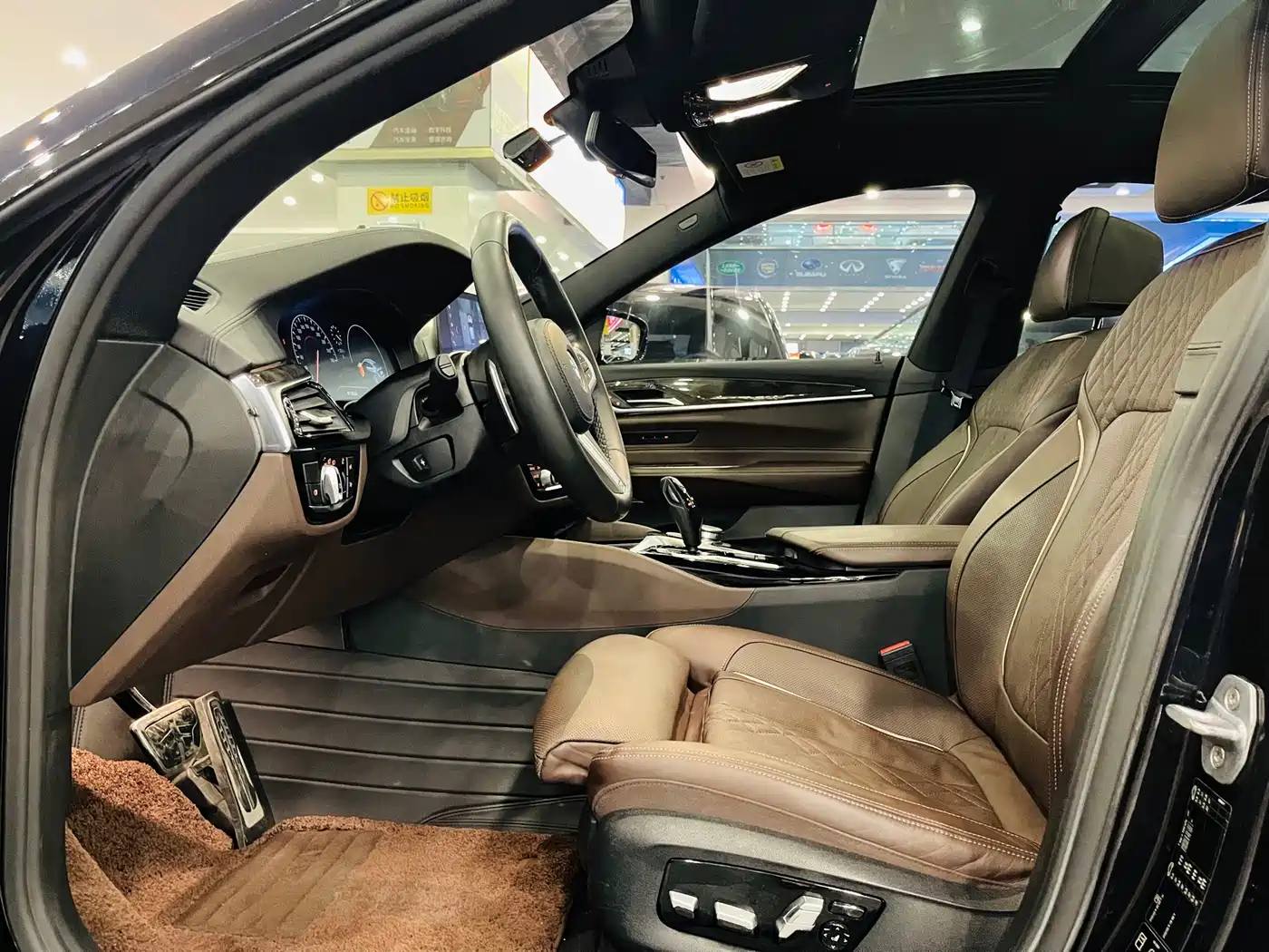 BMW 6 Series GT 2018 640i xDrive M Sport Package фото 3