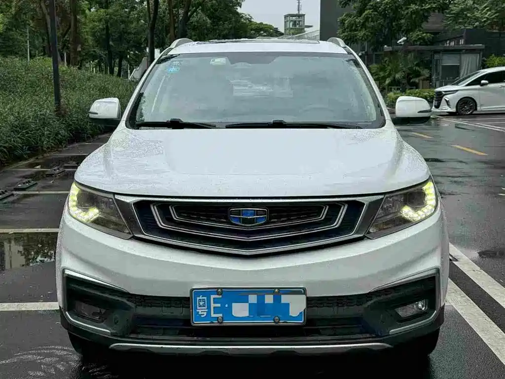 Geely Emgrand X6 2018 1.4T CVT 4G Connected Luxury 3