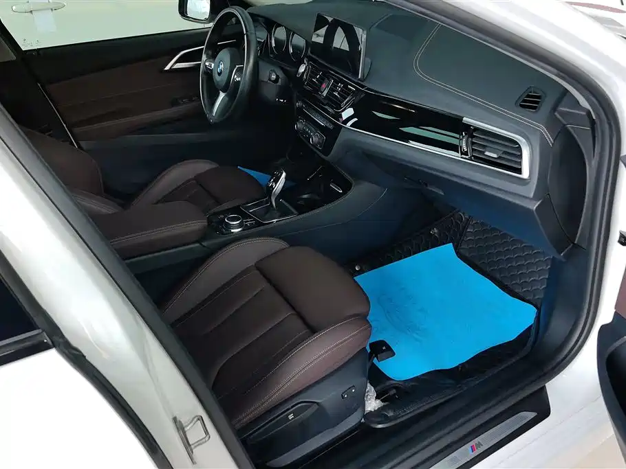 BMW 1 Series 2021 Facelift 125i M Sport Shadow Edition фото 8