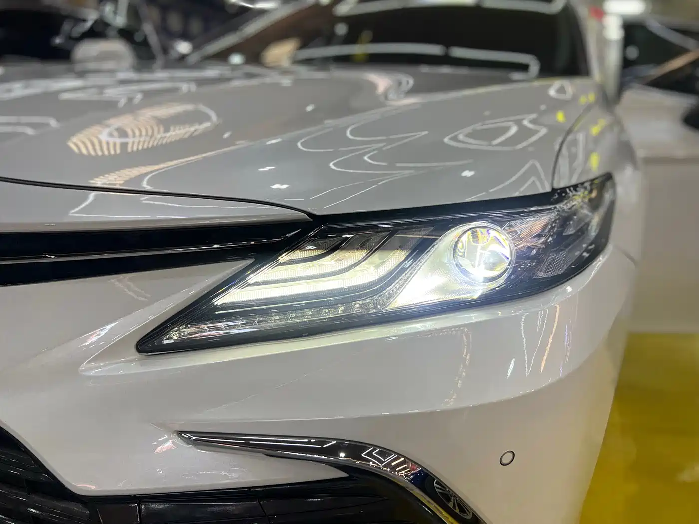 Toyota Camry 2023 2.0G Luxury Edition фото 7