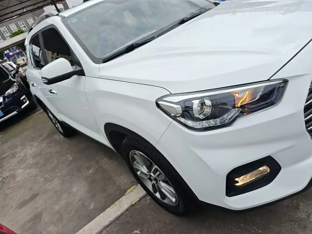 Hyundai Beijing Hyundai ix35 2019 2.0L Automatic 2WD Zhiyong·Enjoy China V фото 4