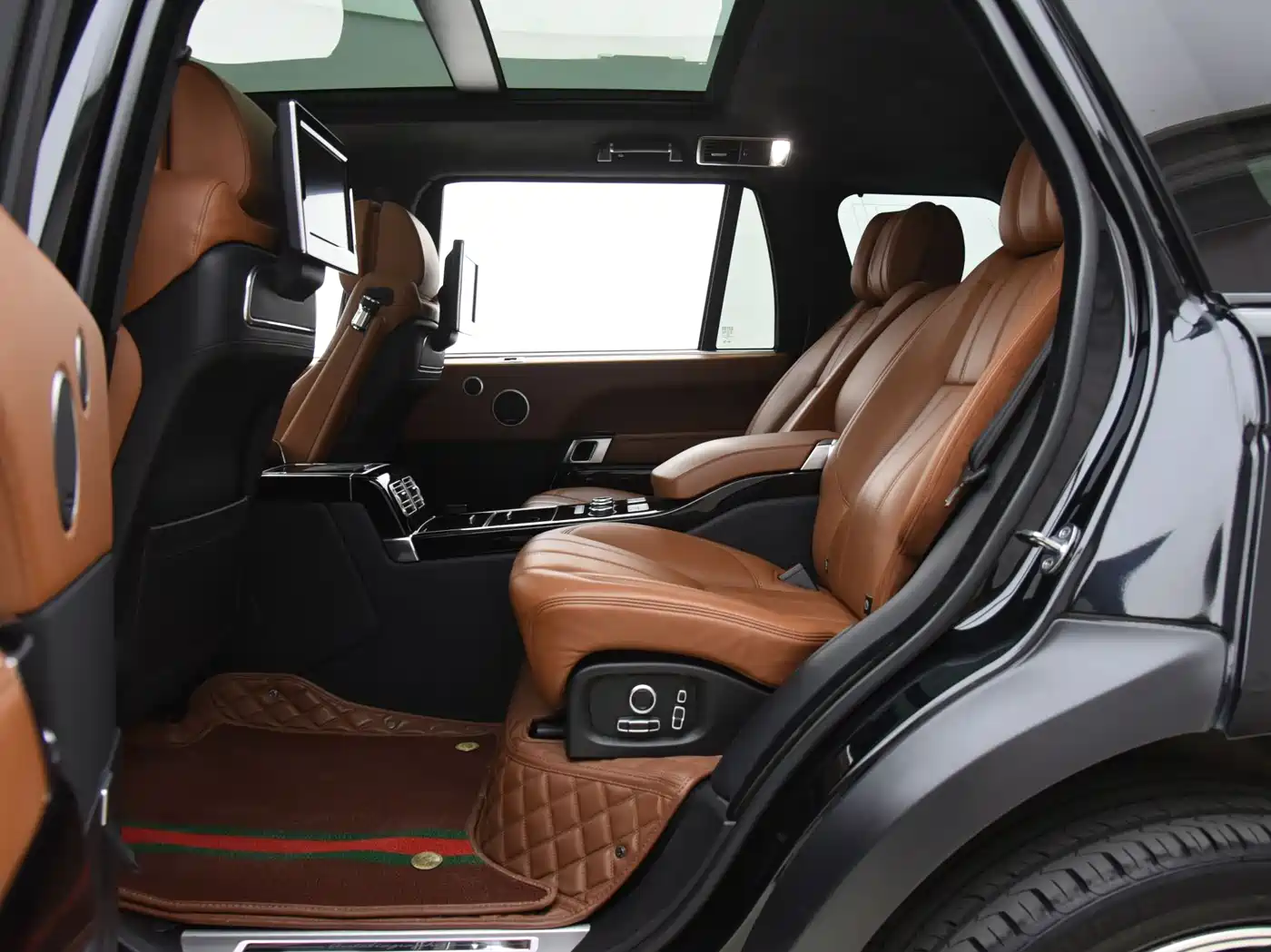 Land Rover Range Rover 2016 3.0 TDV6 Hybrid Vogue SE Autobiography LWB фото 11