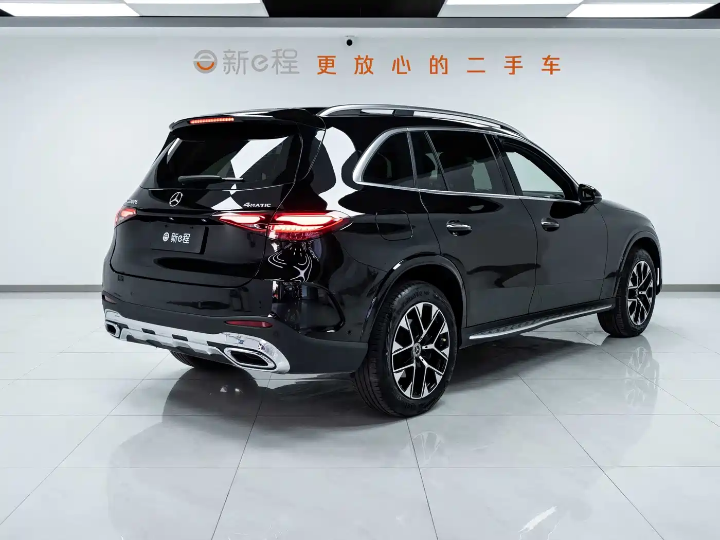 Mercedes-Benz GLC 2024 GLC 260 L 4MATIC Luxury 5-seater фото 4