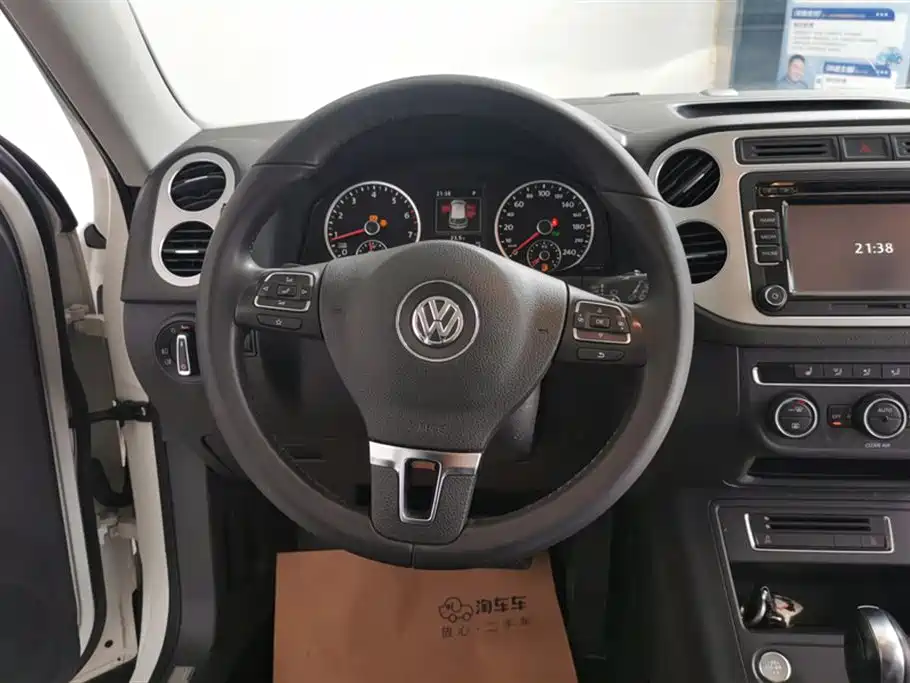 Volkswagen Tiguan 2016 Model 300TSI Automatic 2WD Luxury Edition фото 15