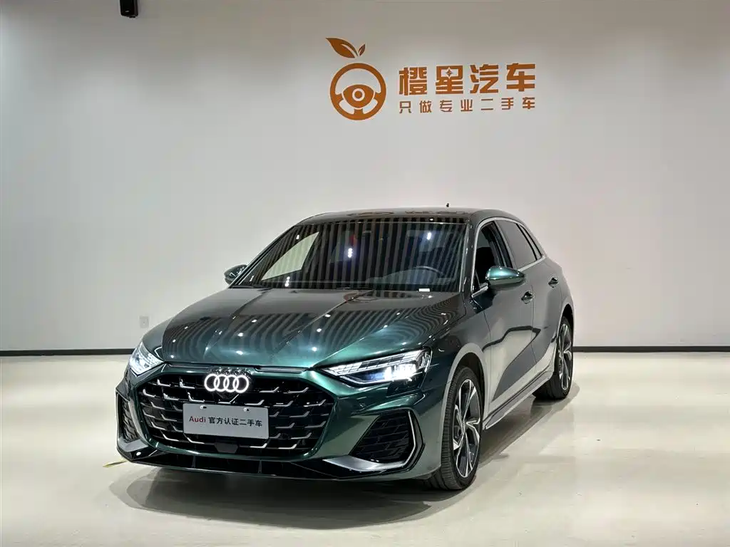 Audi A3 2025 Sportback 35TFSI Flying Premium