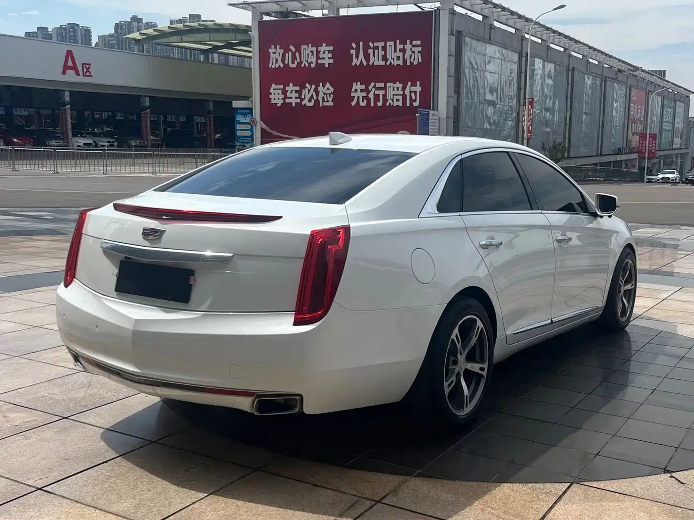 Cadillac XTS 2017 28T Technology фото 14