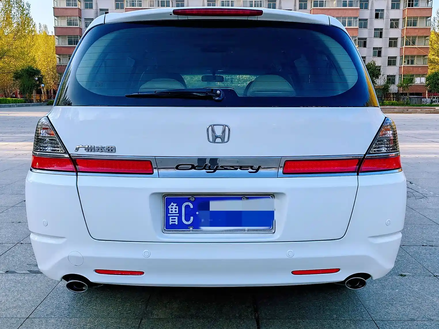 Фото 14 - Honda Odyssey