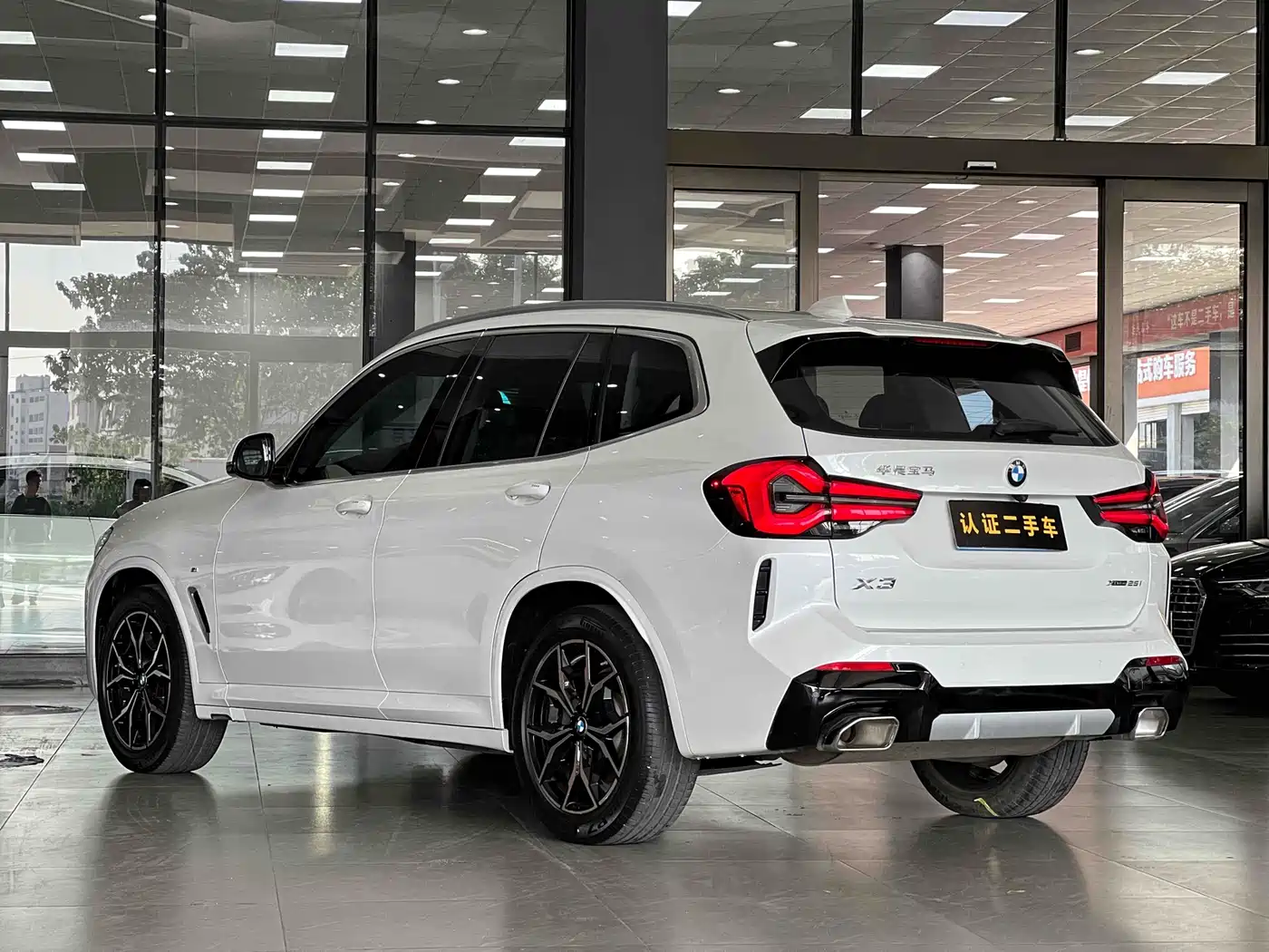 BMW X3 2022 xDrive25i M Sport Package фото 9