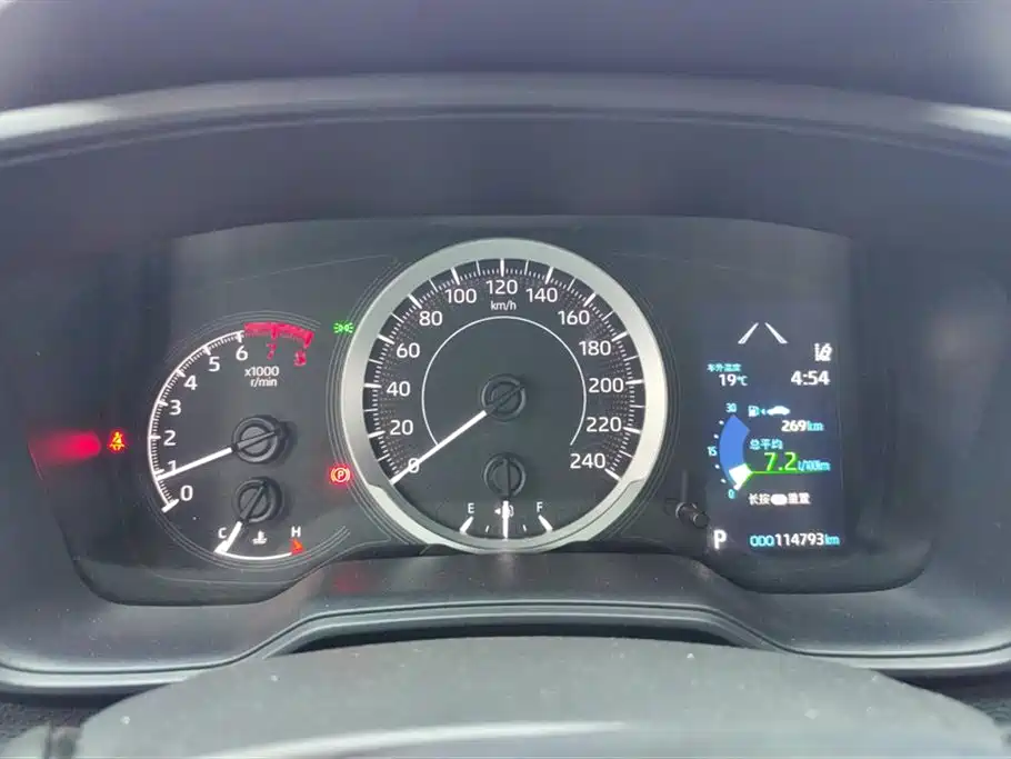 Toyota Levin 2021 185T CVT Luxury Edition фото 14