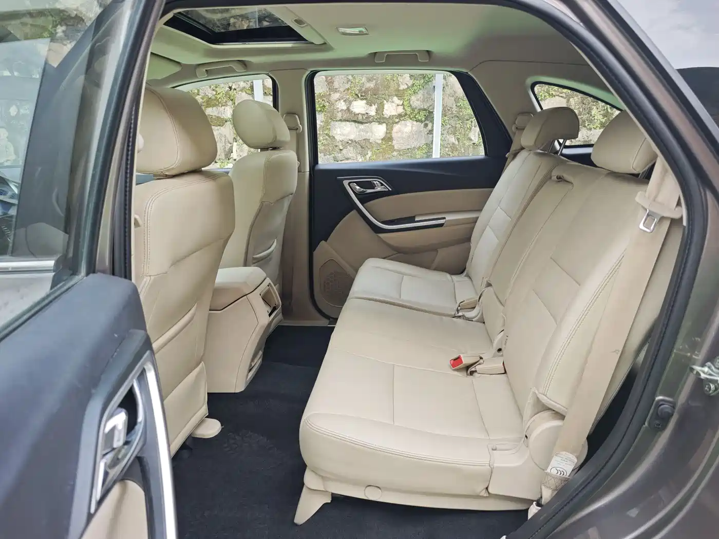 Jiangling Yusheng S350 2014 2014 2.4T Automatic 2WD Diesel Luxury Sunroof 7-seater
