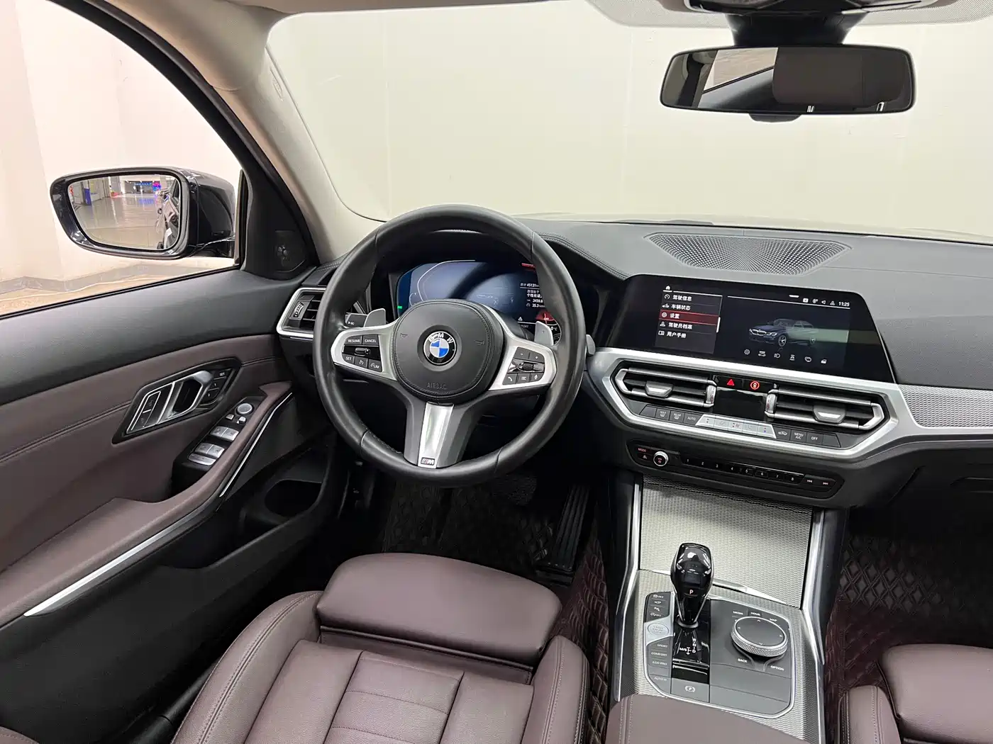 BMW 3 Series 2021 325Li M Sport Night Edition фото 24