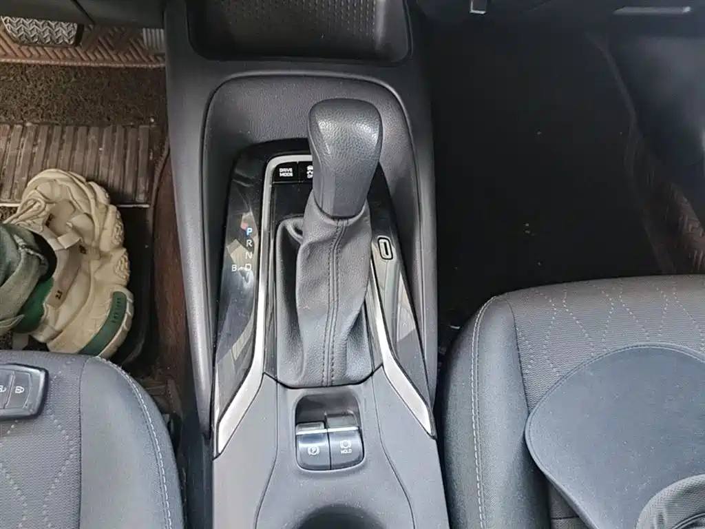Toyota Corolla 2023 1.8L Smart Hybrid Dual Engine Pioneer Edition фото 14