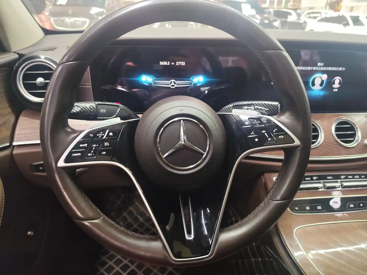 MERCEDES-BENZ E CLASS