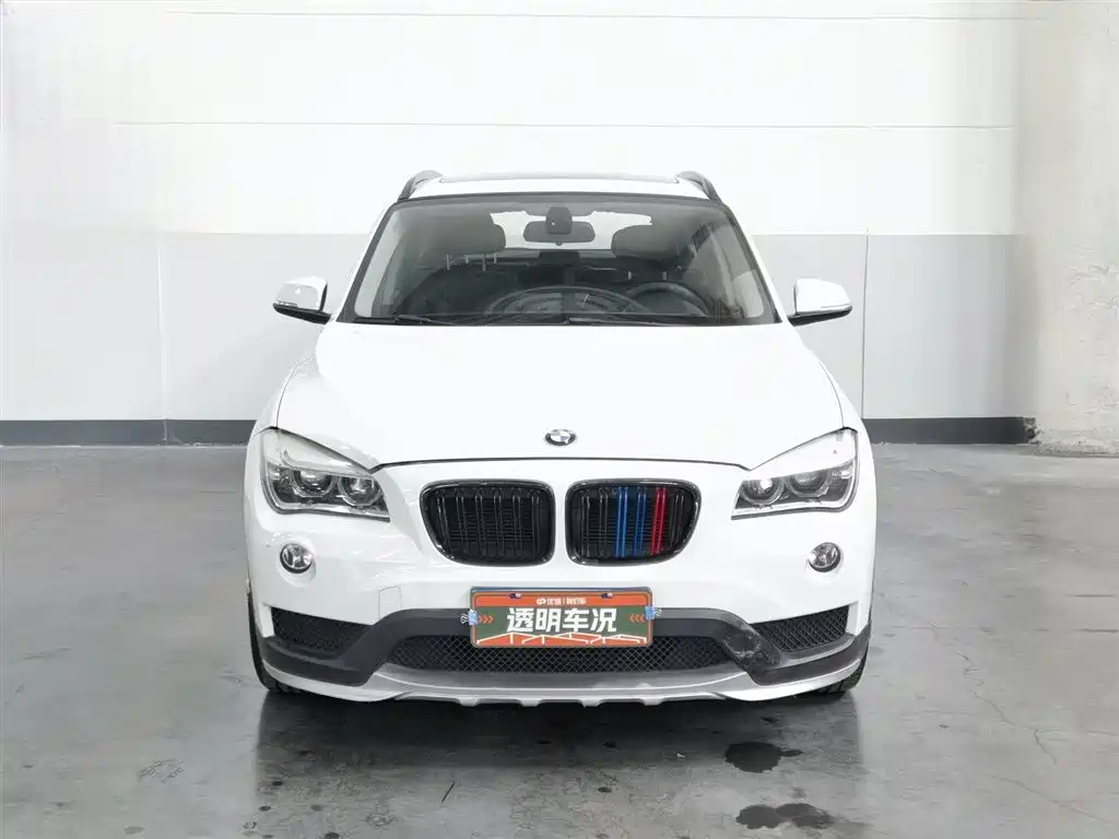 BMW X1 2014 sDrive18i Fashion Edition фото 3