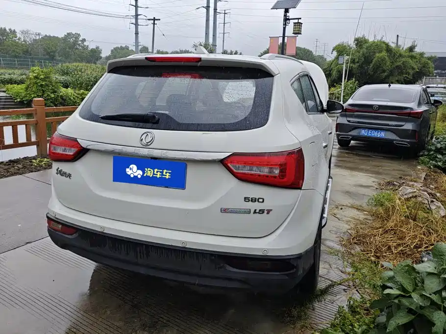 صورة 3 - Dongfeng Fengguang Fengguang 580
