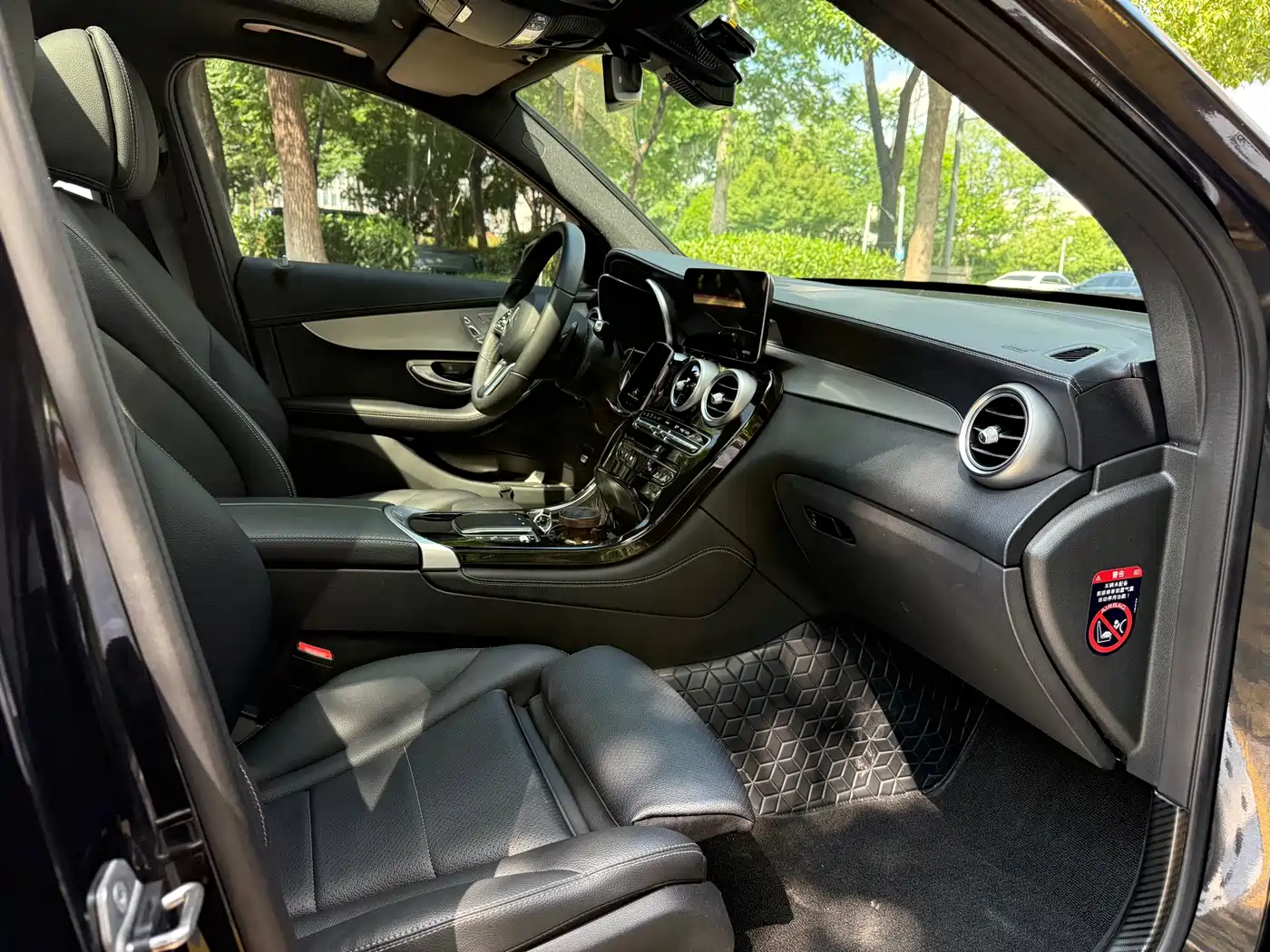 Mercedes-Benz GLC 2021 GLC 260 L 4MATIC Sporty фото 9